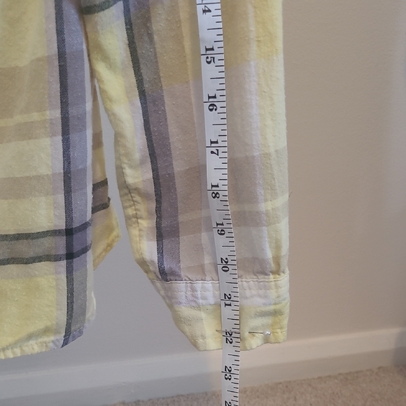 Croft & Barrow Yellow & Grey Plaid Shirt - Picture 4 of 7